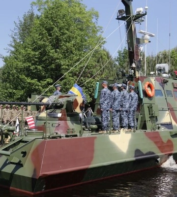 ВМС ВСУ приняли в свой состав малый катер &quot;Буча&quot;