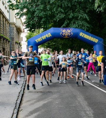 Під час благодійного забігу в Ужгороді зібрали 17 тис. грн (ФОТО)