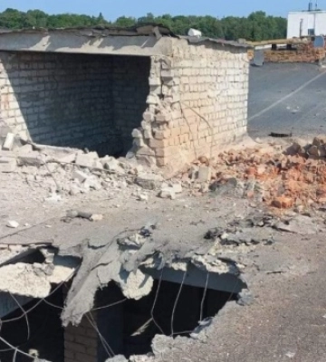 У Глухові на Сумщині ворожим обстрілом пошкоджена багатоповерхівка