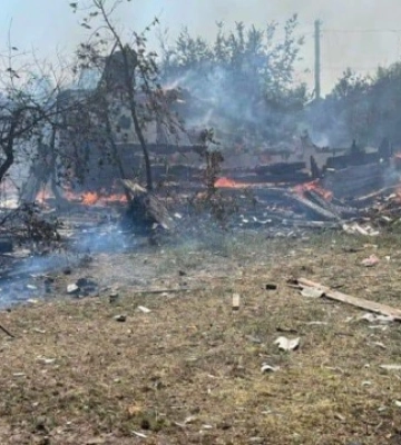Росіяни обстріляли село на Чернігівщині, пошкоджені житлові будинки й ЛЕП