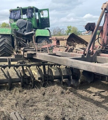 На Херсонщині тракторист підірвався на вибухівці