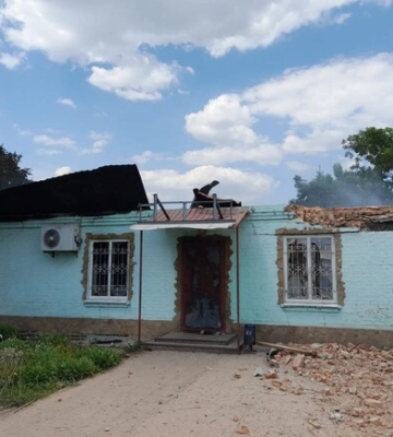 Внаслідок нічної атаки в Запорізької області зруйновано та пошкоджено майже 90 будинків