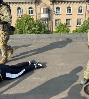 На Дніпропетровщині поліція затримала злочинну групу вимагачів (відео)