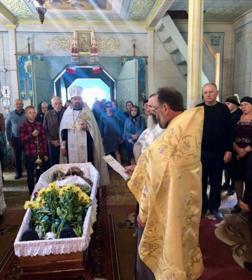Молоде життя обірвала снайперська куля: на Волині попрощалися із Героєм Миколою Сахарчуком