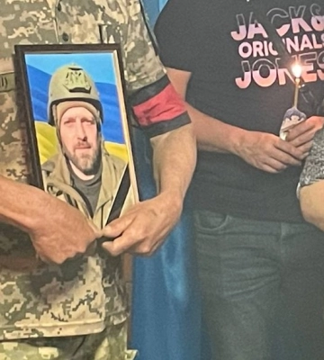У Сумах попрощались з воїном Андрієм Денисовим
