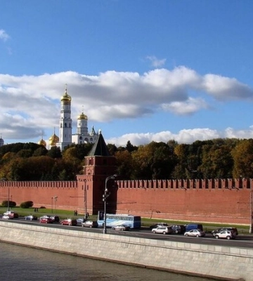 Як у радянські часи: британська розвідка повідомила, як влада РФ примушує громадян працювати на війну