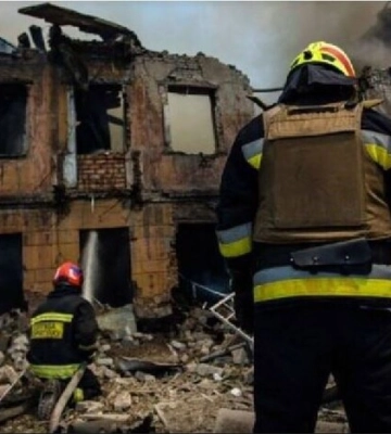 Ракетний удар по Дніпру: кількість жертв зросла до чотирьох