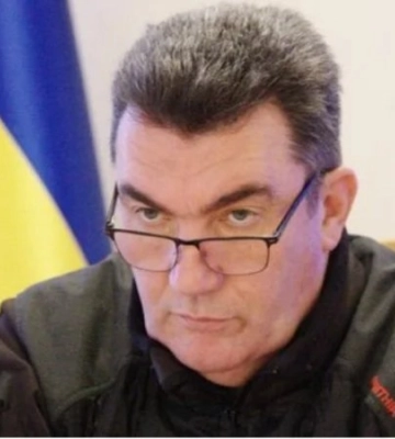 «Демонстрируют тупость и упрямство». Данилов отреагировал на ночную атаку россиян по Киеву