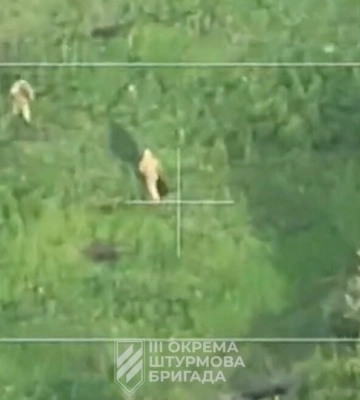 Бігли без штанів: Штурмова бригада ЗСУ показала, як росіяни покидають позиції під Бахмутом