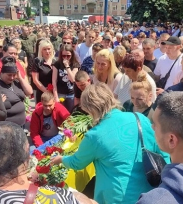 На Черкащині поховали нацгвардійця, якого на смерть збив суддя