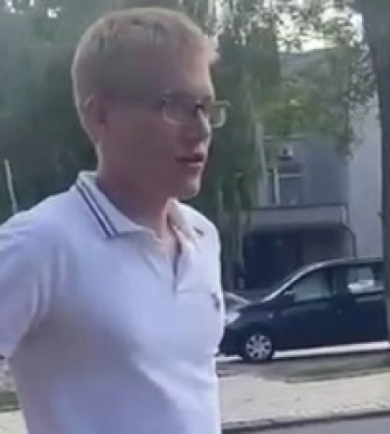 Ударив активіста в голову: "тітушок" УПЦ МП затримали в Києві, відео