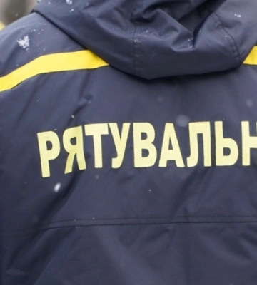На Хмельниччині через російську атаку горять склади з паливом – ОВА