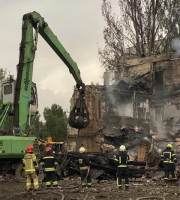 Росіяни накрили Україну ракетами та дронами: як минула ніч у регіонах