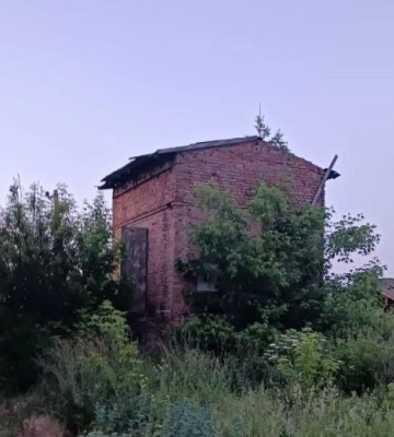 Попередньо — вразило струмом: у Пирятині підлітка знайшли мертвим на території колишнього м’ясокомбінату