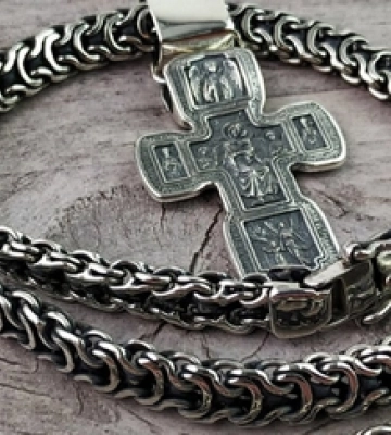 На Волині 50-річний чоловік поцупив в односельця срібний ланцюг з хрестом