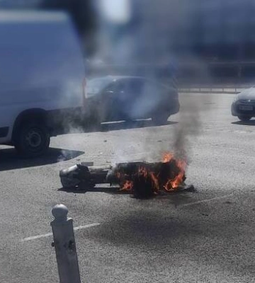 Нова ракетна атака на Київ. Уламки впали в двох районах столиці, є поранений (ФОТО)