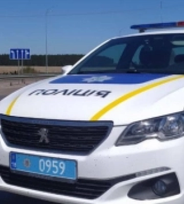 Рівненські патрульні склали два адмінпротоколи на неповнолітню водійку