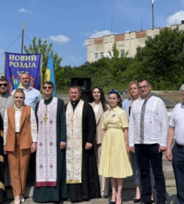 Депутати Львівської обласної ради привітали Новий Розділ із 70-річчям (ФОТО)