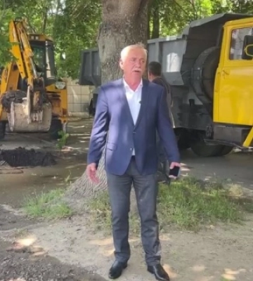 Половина жителів Чорноморська залишилася без води через аварію