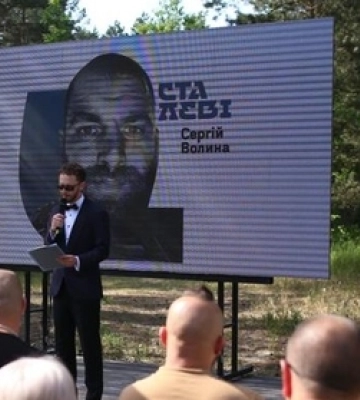 Сергій “Волина” Волинський продовжує допомагати морпіхам навіть у полоні