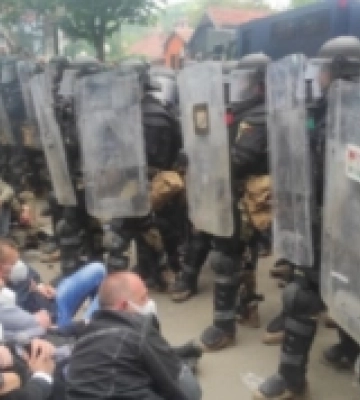 Ситуація на півночі Косова: ЗМІ пишуть про двох поранених сербів