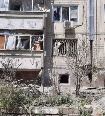 Війська РФ обстріляли Нікопольський район Дніпропетровщини з важкої артилерії: поранена жінка