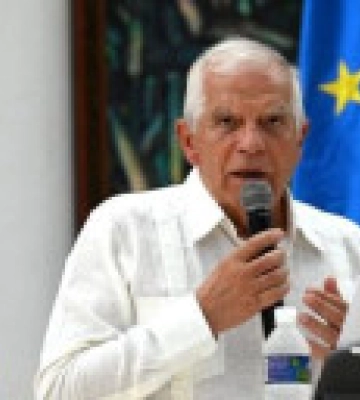 росія не піде на переговори, якщо не виграє війну - Боррель