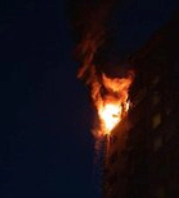Удар дронами по Киеву. Спасатели показали последствия прилета по многоэтажке — фото