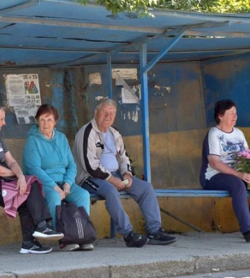 Люди займають чергу на маршрутку: на дачному масиві біля Луцька – проблема з доїздом