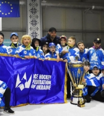 Всеукраїнський турнір «Весняний кубок» виграли юні хокеїсти «Сокола»