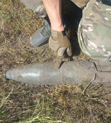 Під Сумами вибухотехніки поліції вилучили танковий снаряд
