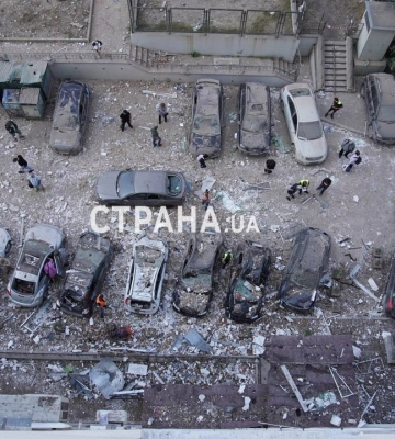 «Людей під завалами немає» – Поворозник про пошкоджений будинок у Голосіївському районі Києва