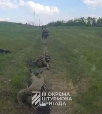 Третя бригада ЗСУ показала, як зачистила окопи від військ РФ біля Бахмута