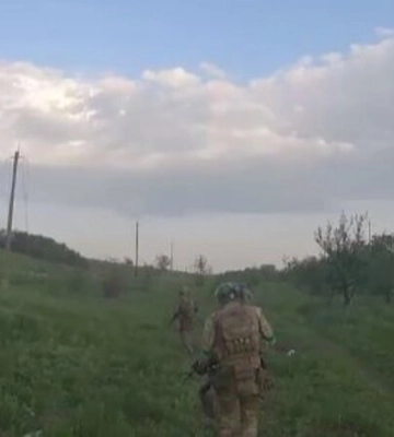 Сырский показал, как украинские военные продвигаются на окраинах Бахмута — видео
