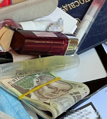 У Дніпропетровській області вкрали 100 тисяч гривень на ремонті службового авто