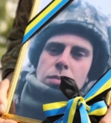 У Рівному попрощалися з воїном Олексієм Кравцовим