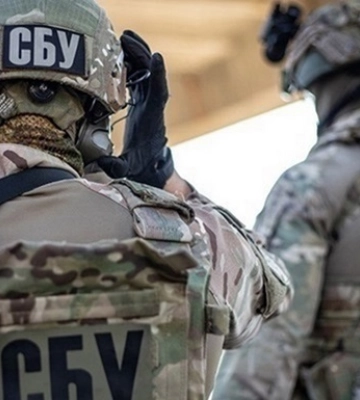 Російські посадовці намагалися влаштувати свого агента на оборонний завод у Києві