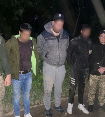 На Закарпатті затримали чотирьох іноземців за спробу незаконного перетину кордону