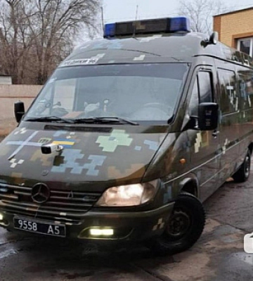 Військові з Кривого Рогу оголосили про збір на ремонт автівки для евакуації поранених