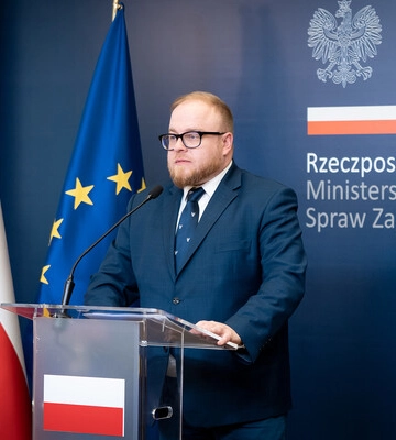 Речника польського МЗС відсторнили після заклику до Зеленського
