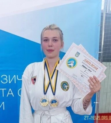 Лілія Павлюк виборола дві золоті медалі на Чемпіонаті України з рукопашного бою
