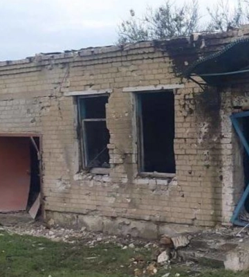 Оккупанты утром атаковали предприятие на Днепропетровщине, есть разрушения: пострадал 8-летний мальчик. Фото