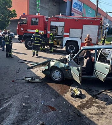 Внаслідок ДТП у Кривому Розі постраждало чотири людини з яких двоє підлітків