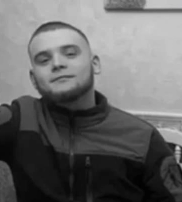 Громаду на Рівненщині просять гідно зустріти тіло полеглого 19-річного бійця
