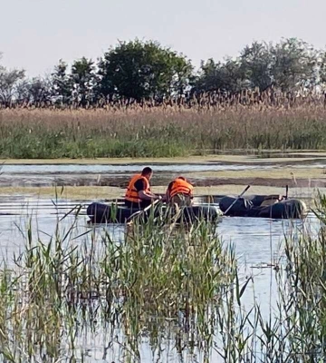 В Днепропетровской области из реки достали тело мужчины