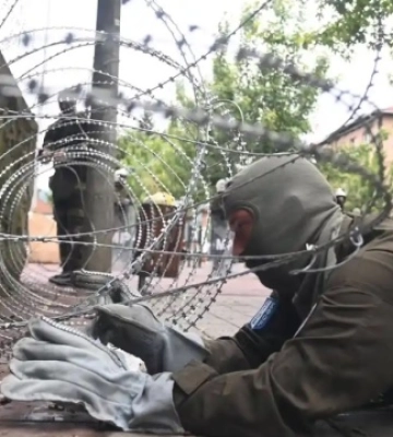 Сутички у Косово: прем’єр звинуватив «фашистські банди», які контролює Сербія
