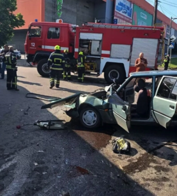 У Кривому Розі сталася серйозна ДТП із маршруткою: серед постраждалих підлітки