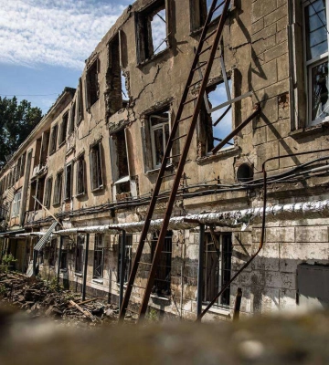 Місця ворожих злочинів. З&#039;явилися фото наслідків ракетних атак на Дніпропетровщину