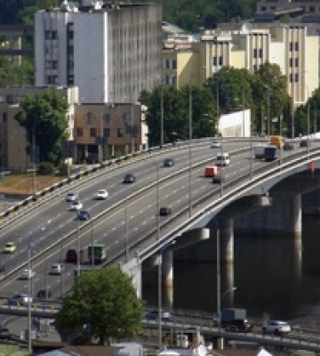 У Києві сьогодні поновлять рух на Гаванському мосту
