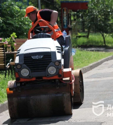 Попри заборону купатися зони відпочинку Дніпра готують до сезону